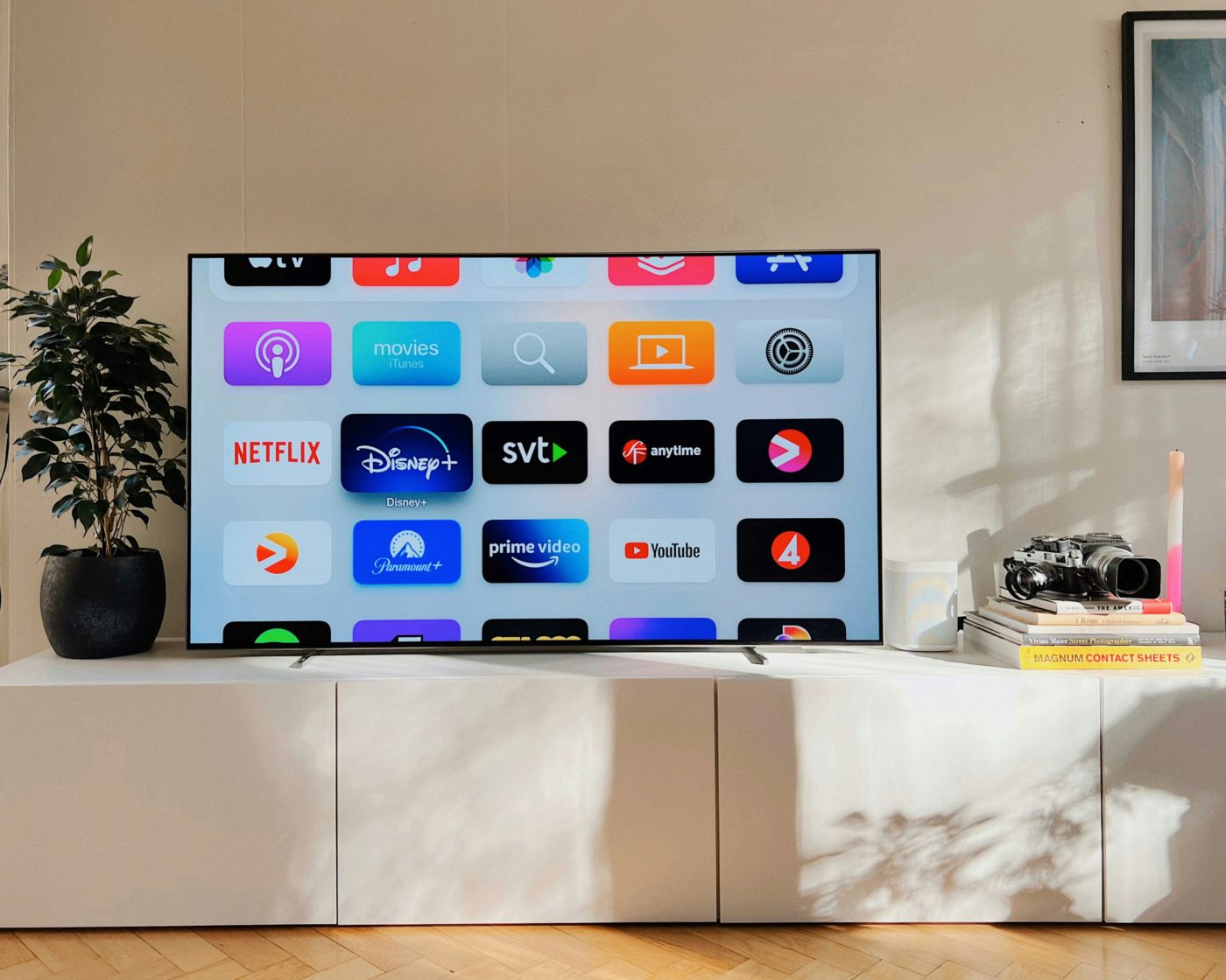 how-much-is-sling-tv-2025-pricing-plans-cost-breakdown
