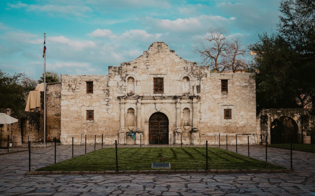 Top 20 Cheapest Places to Travel in the U.S. 3 San Antonio, Texas