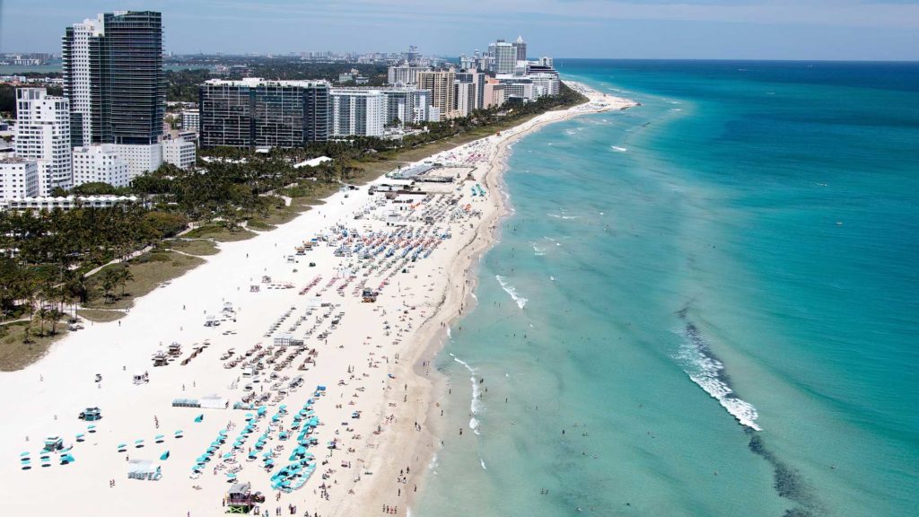 25 Fun Vacation Spots for Young Adults in the U.S. 1 Fun-Vacation-Spots-for-Young-Adults-in-the-US-Miami-Florida
