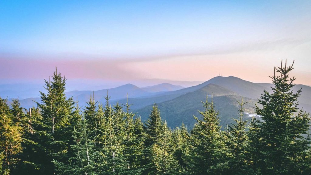 25 Fun Vacation Spots for Young Adults in the U.S. 6 Fun-Vacation-Spots-for-Young-Adults-in-the-US-Ashville-North-Carolina