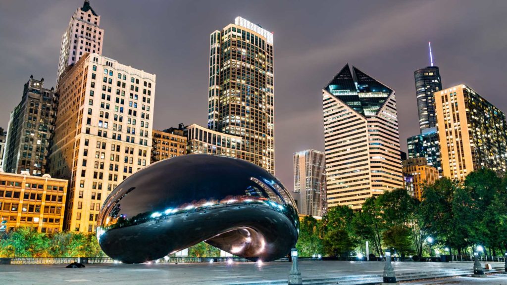 25 Fun Vacation Spots for Young Adults in the U.S. 9 Fun-Vacation-Spots-for-Young-Adults-in-the-US-Chicago-Illinois