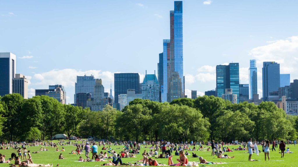 25 Fun Vacation Spots for Young Adults in the U.S. 20 Fun-Vacation-Spots-for-Young-Adults-in-the-US-New-York-City-New-York
