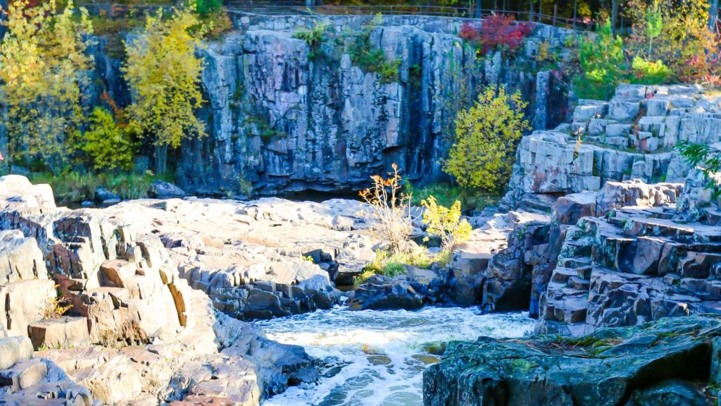 25 Fun Vacation Spots for Young Adults in the U.S. 24 Fun-Vacation-Spots-for-Young-Adults-in-the-US-Wisconsin-Dells-Wisconsin