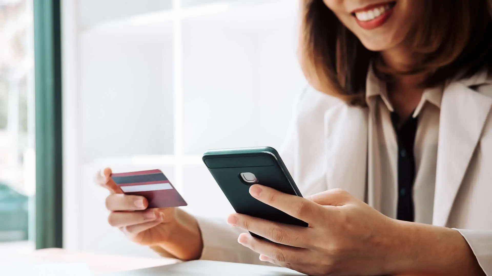 The Ultimate Guide to Automatic Credit Limit Increases for Cardholders 1 Credit-Card-Limit-Increase